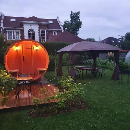 Family Summer House In Domek letniskowy